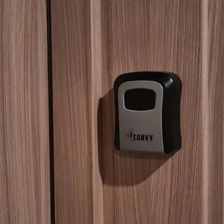 Czarna Gora Is6 Appartement *