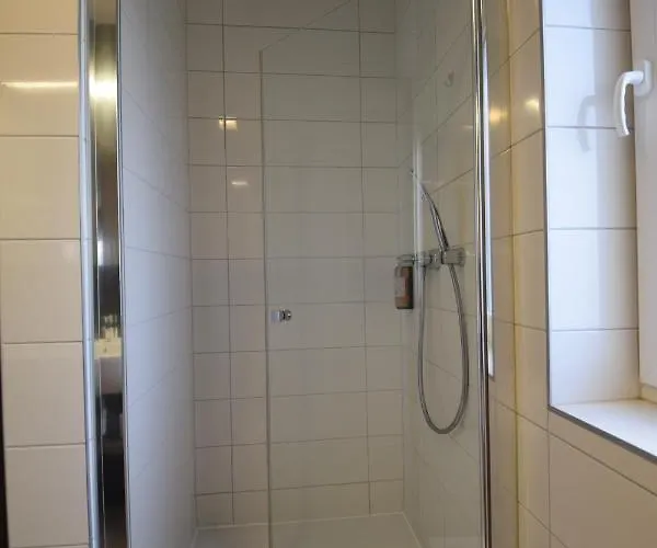 Czarna Gora Is6 * Sienna (Klodzko)